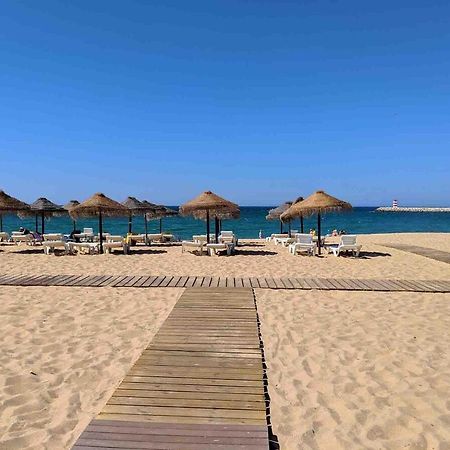 Apartamento Frente Ao Mar Com Piscina De Agua Salgada Quarteira Exterior foto