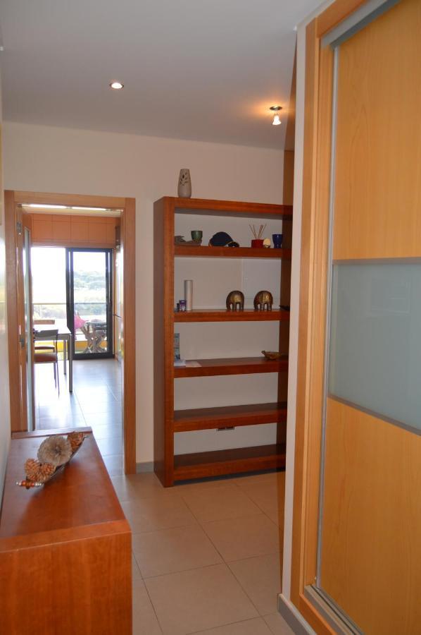 Apartamento Frente Ao Mar Com Piscina De Agua Salgada Quarteira Exterior foto