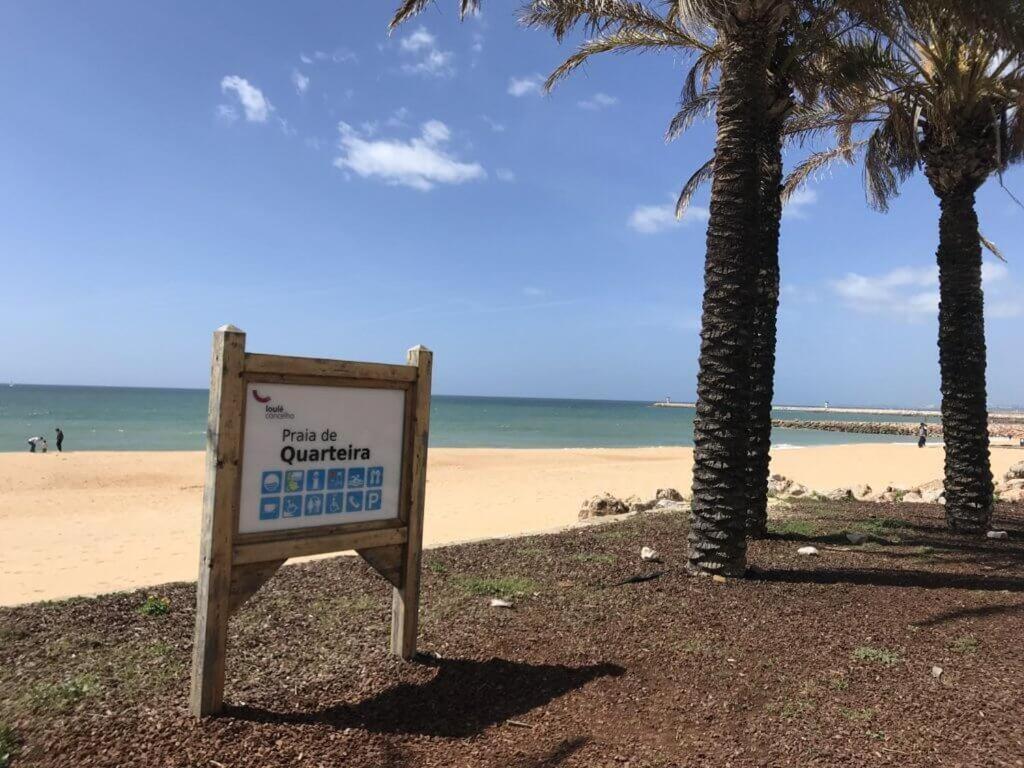Apartamento Frente Ao Mar Com Piscina De Agua Salgada Quarteira Exterior foto